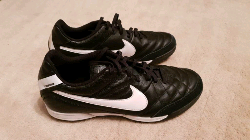 nike tiempo astro trainers